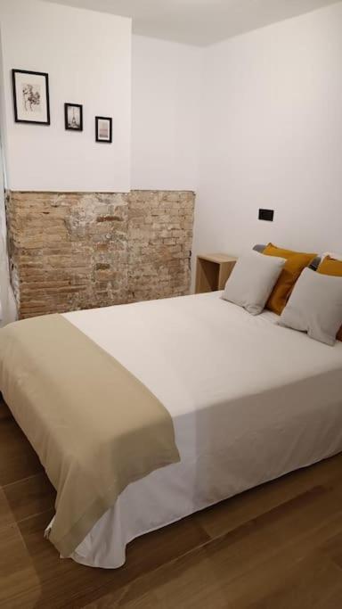 Boutique Apartment Ave Centro Lleida Exterior photo